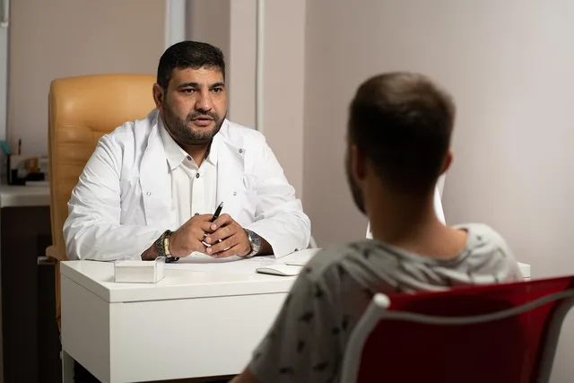 doctor, patient, psychiatrist, psychologist, psychotherapist, clinic, medicine, personality, psychiatry, depression, crisis, stress, psychology, alcoholism, addiction, disease, psychosis, cabinet, rehab, rehabilitation. Comparing consultation quality across referral sources